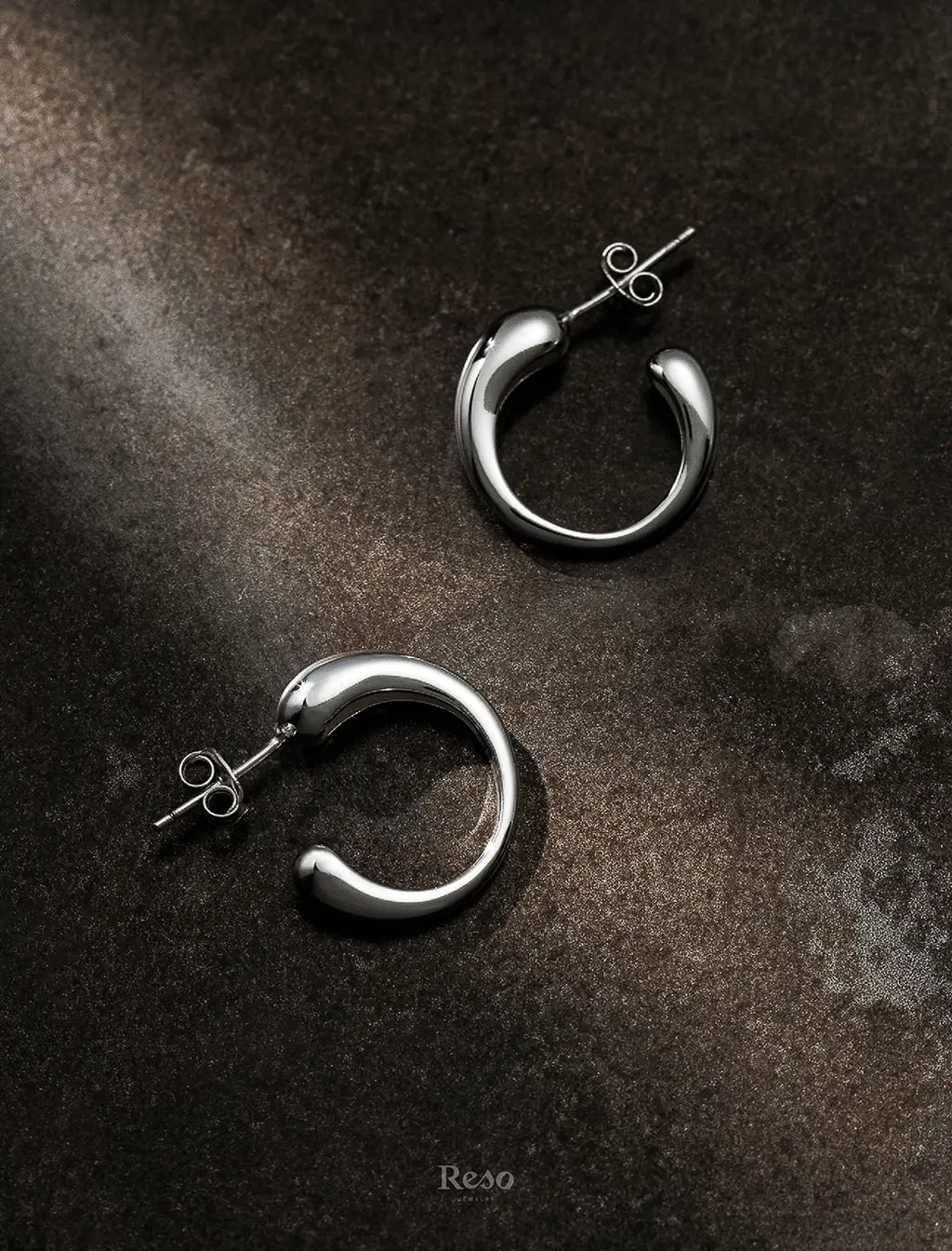 Crescent Moon ｜月牙耳環