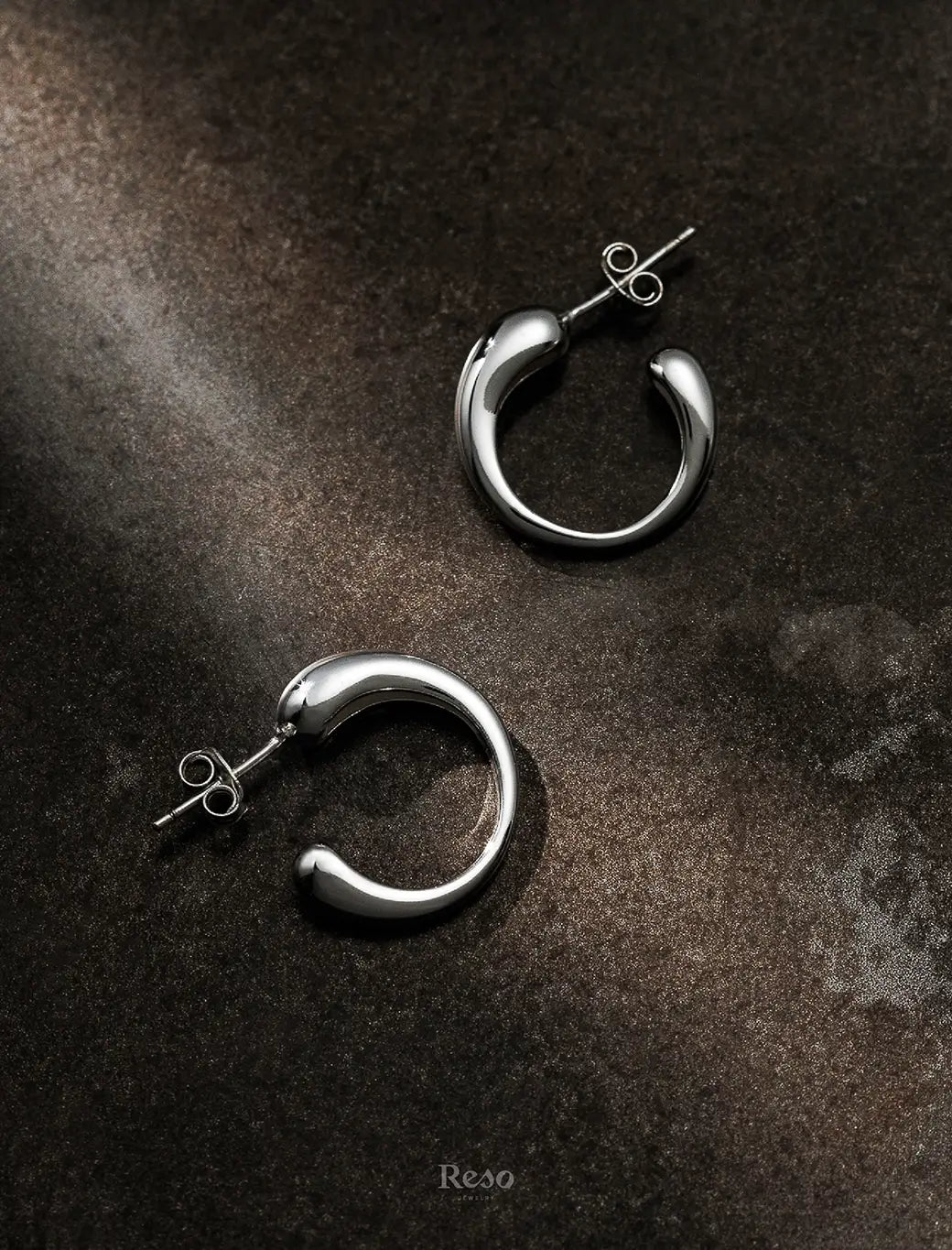 Crescent Moon ｜月牙耳環